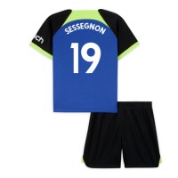 Fotbalové Dres Tottenham Hotspur Ryan Sessegnon #19 Dětské Venkovní 2022-23 Krátký Rukáv (+ trenýrky)